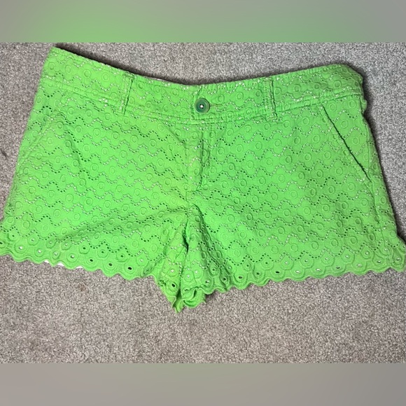 Lilly Pulitzer Green Floral Crochet Walsh Short Women's 6 - Picture 6 of 9